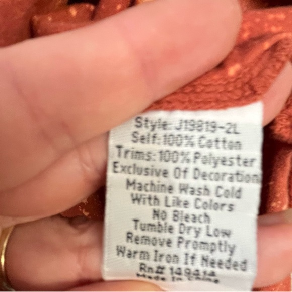 Johnny Was Embroidered Custom Bleach Dye Top - Picture 8 of 8